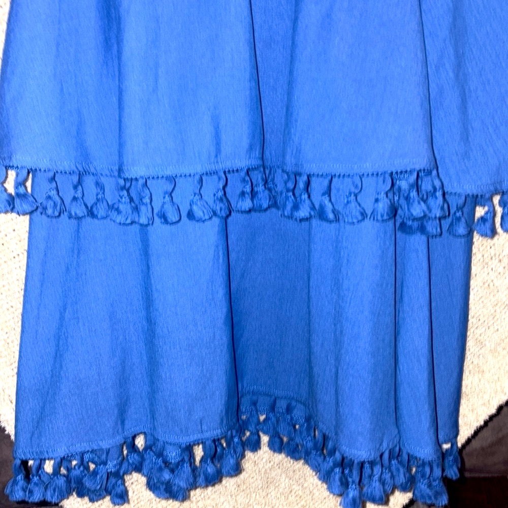 NWOT- Lulus Blue Layered Dress with beautiful embroidered accents on dress Med - Picture 6 of 14